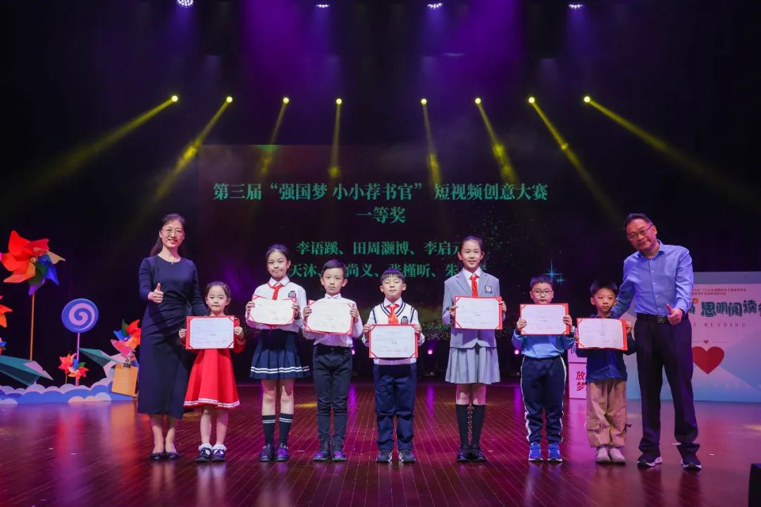 https://mmbiz.qpic.cn/sz_mmbiz_jpg/pJpJQUu1BNzKLGlicUMS6dPukkPFOyQ2GoLdJWpKYO2pWI9wLC7hThTfCjypKZhnSDbWy3DmQPhfd452kSRcDibQ/640?wx_fmt=jpeg&from=appmsg&wx_